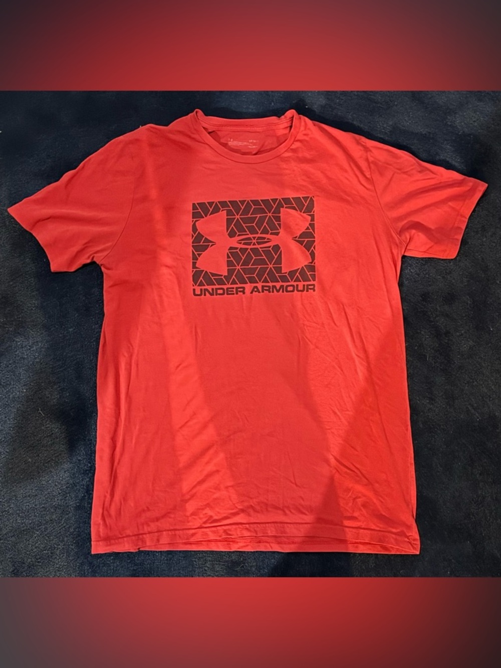 Men’s Under Armour - Red Gym Athletic Shirt (Size: L)